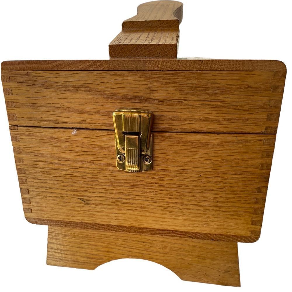 VINTAGE SHOESHINE WOODEN BOX - Picture 2 of 6
